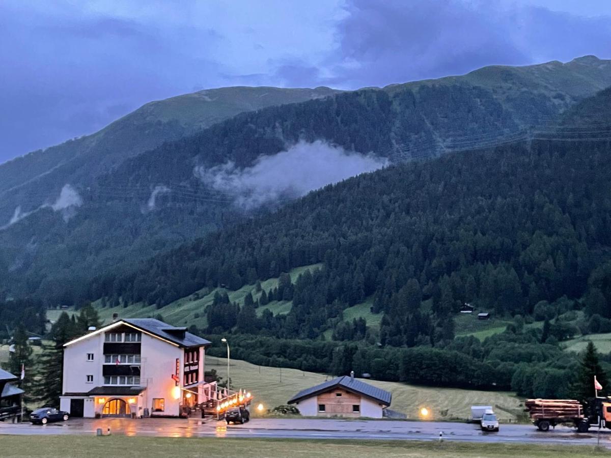 Hotel Restaurant Gommerhof Reckingen Eksteriør billede