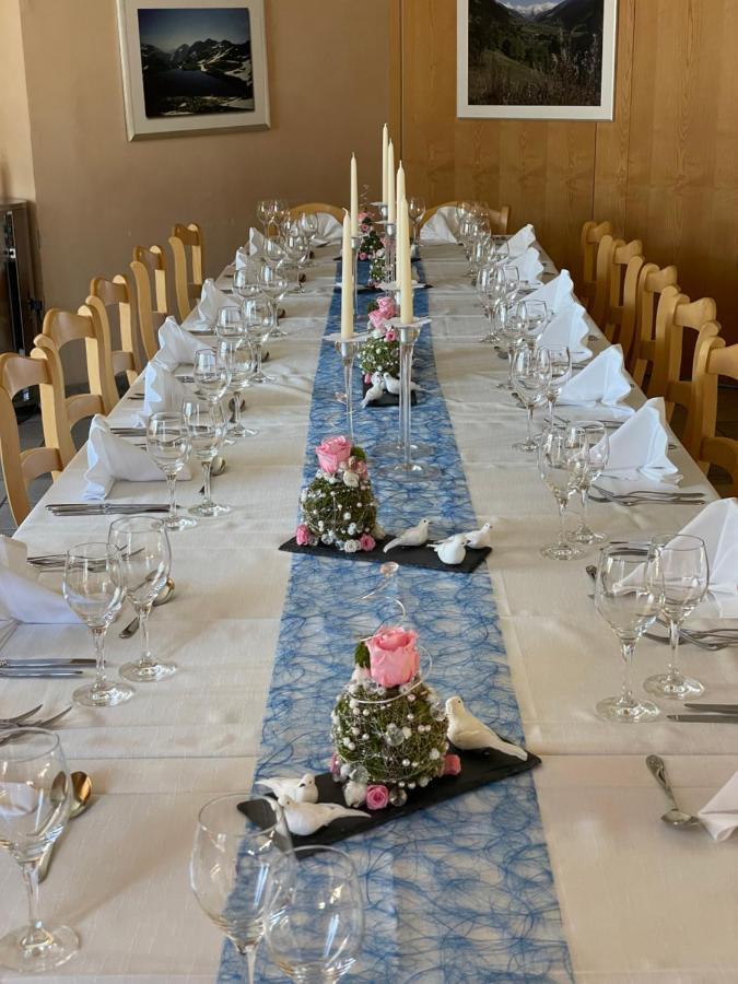 Hotel Restaurant Gommerhof Reckingen Eksteriør billede
