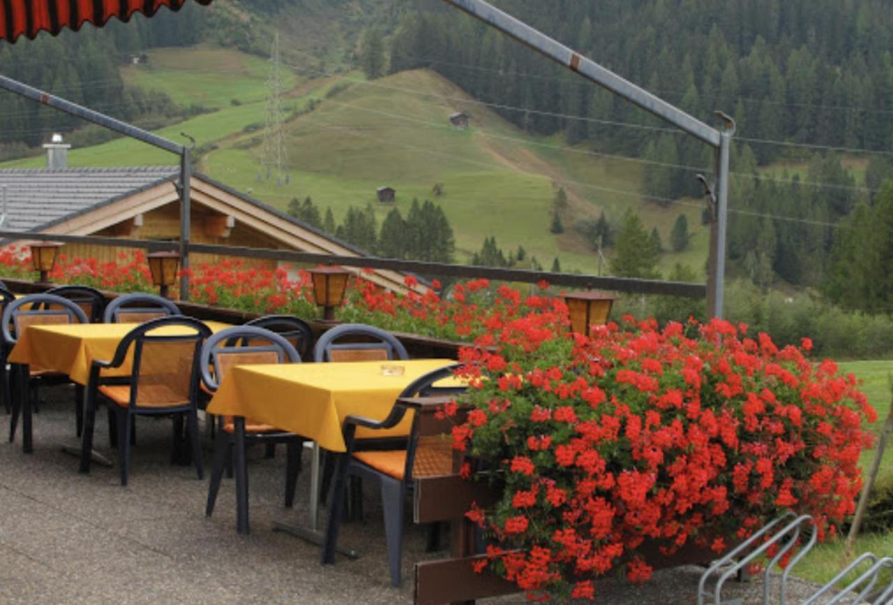 Hotel Restaurant Gommerhof Reckingen Eksteriør billede